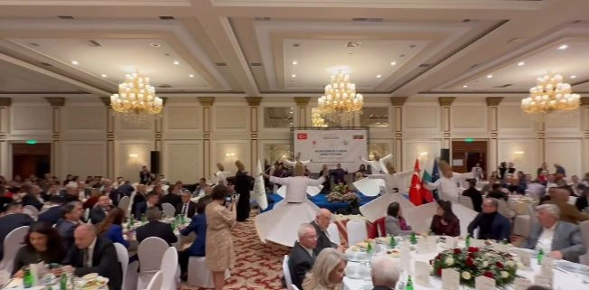 Vali Sezer Sofya’da Soydaşlarla Ramazan Sofrasında Buluştu