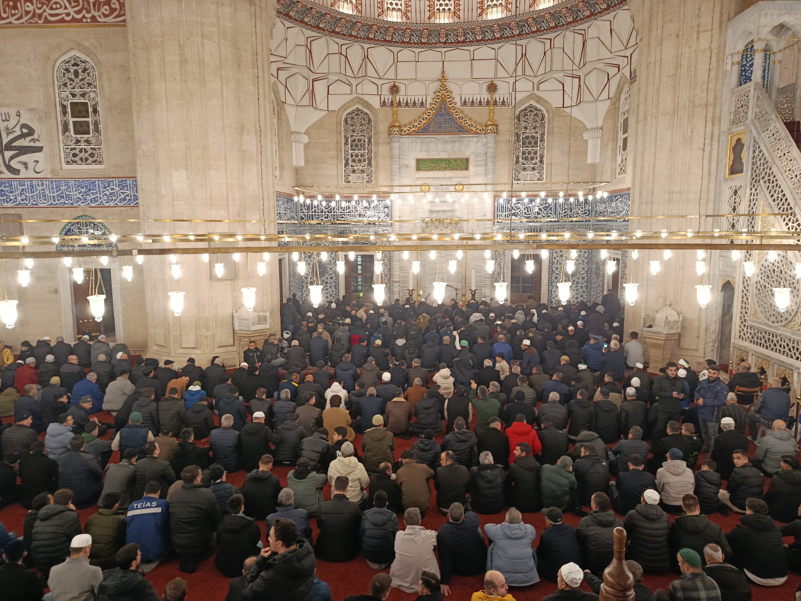 Selimiye teravihte hınca hınç