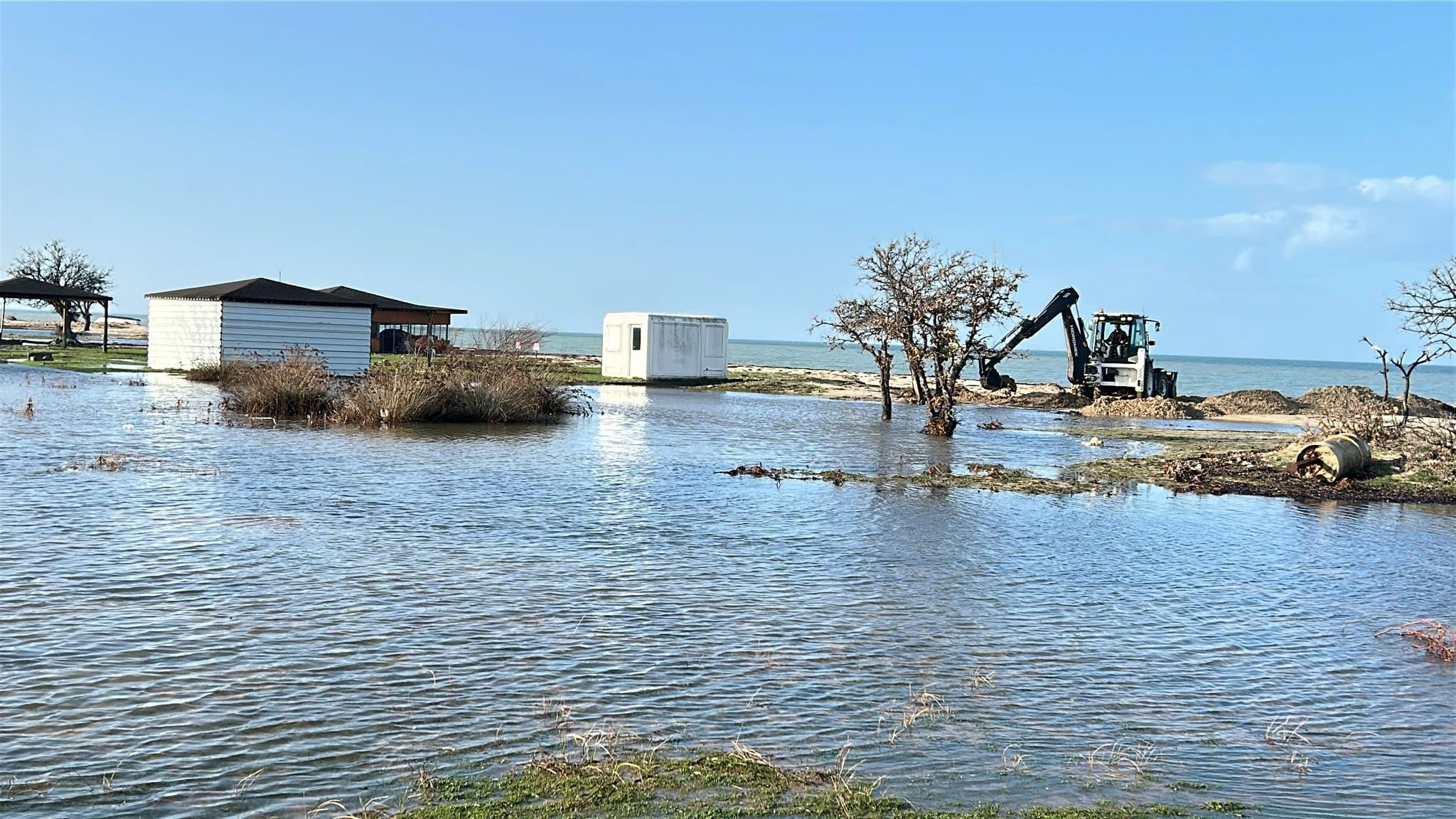 Lodos Enez Sahilini Teslim Aldı