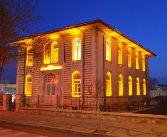 Vakıflar’dan iki noktada iftar çadırı