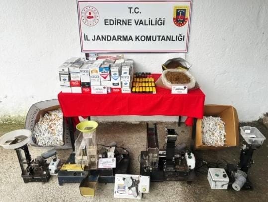 Edirne’de Kaçakçılığa Darbe: Binlerce Makaron Ele Geçirildi