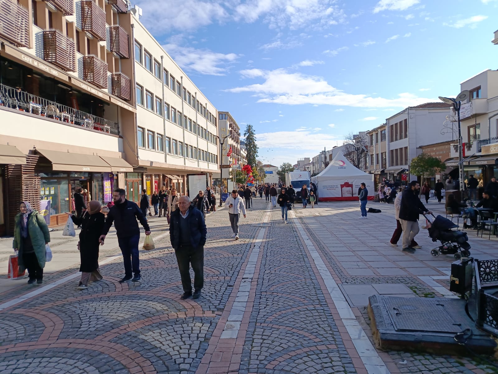 Edirne'nin nüfusu kaç kişi oldu?