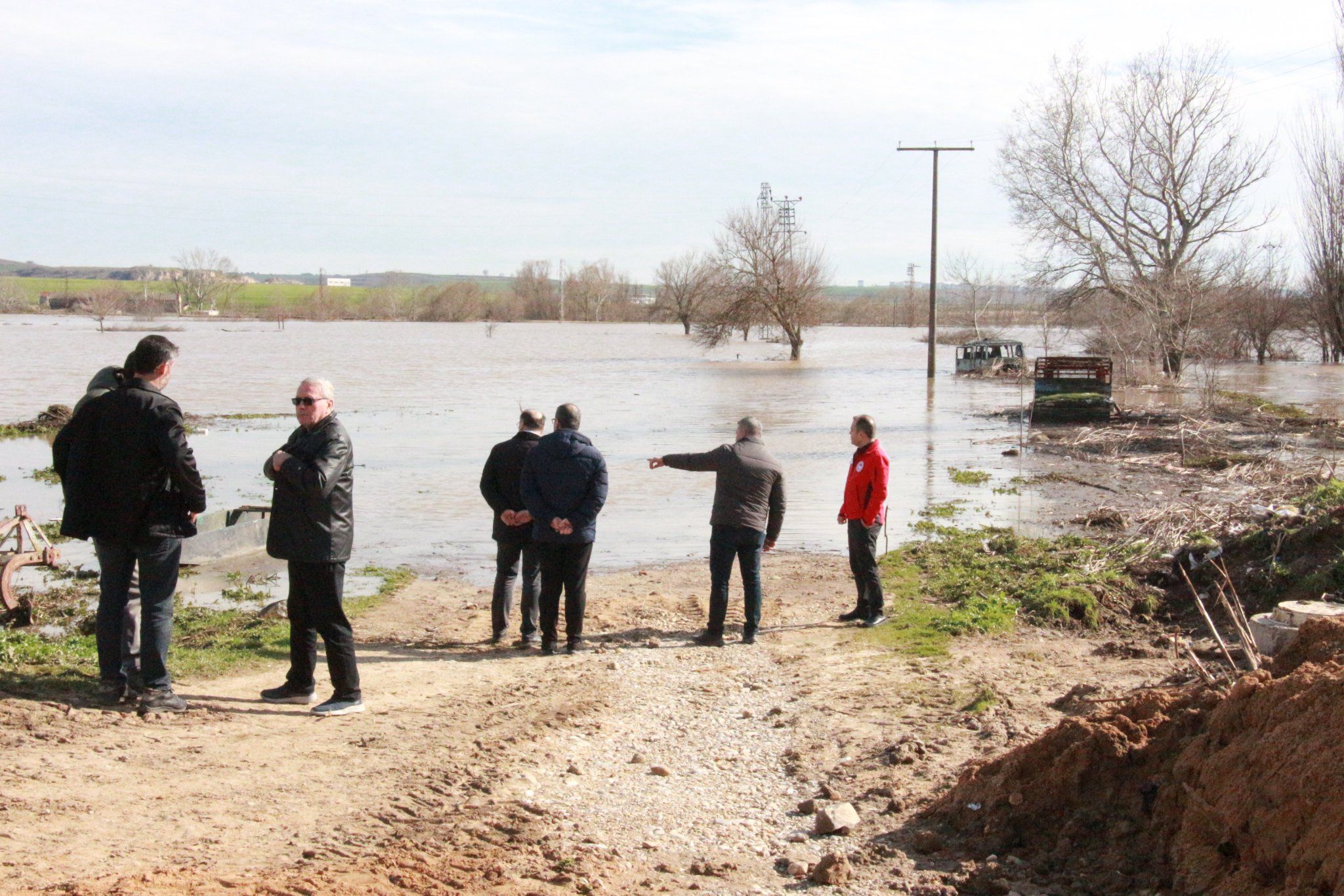 Taşkın sahasında inceleme