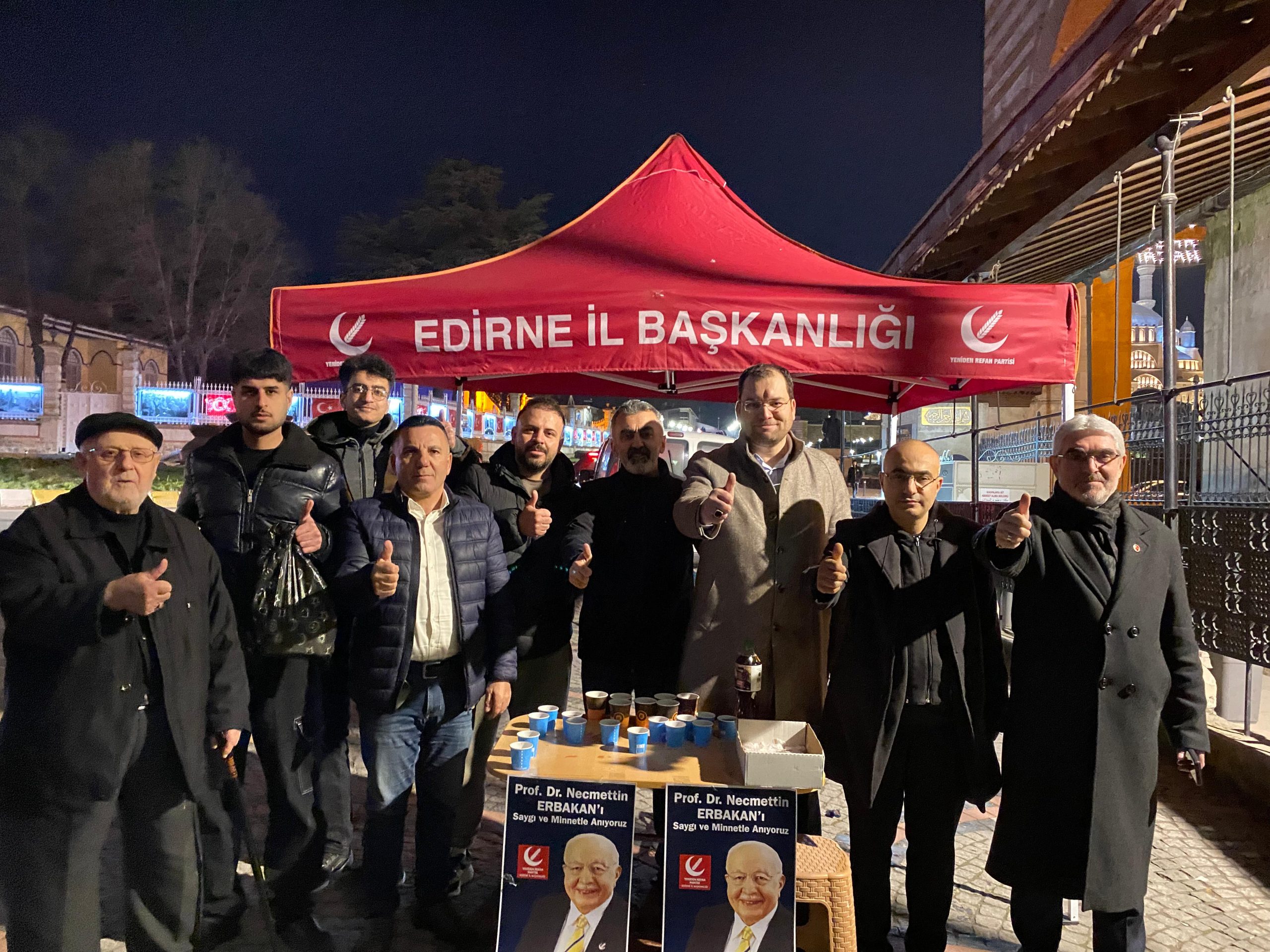 YRP'den Erbakan'ın anısına mevlit ve ikram