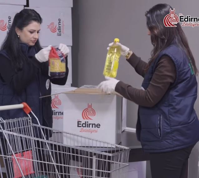 Belediye’den Ramazan Kolisi Desteği