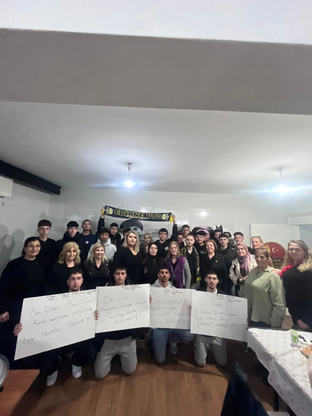 8 Mart’ta Gözyaşı ve Dua Birleşti