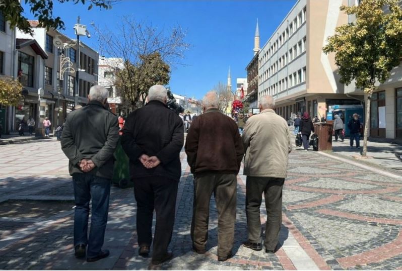 Emekliler Derneği’nden Toplu Taşıma Tepkisi