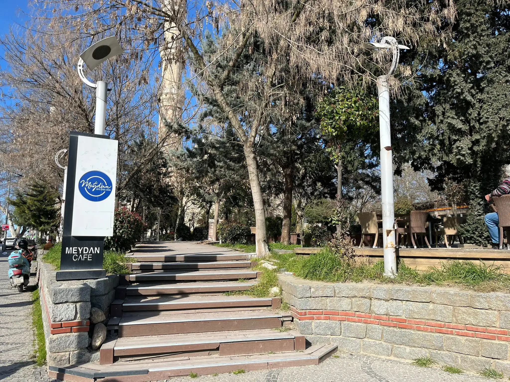 Meydan Kafe’nin Yerine Ne Yapılacak?