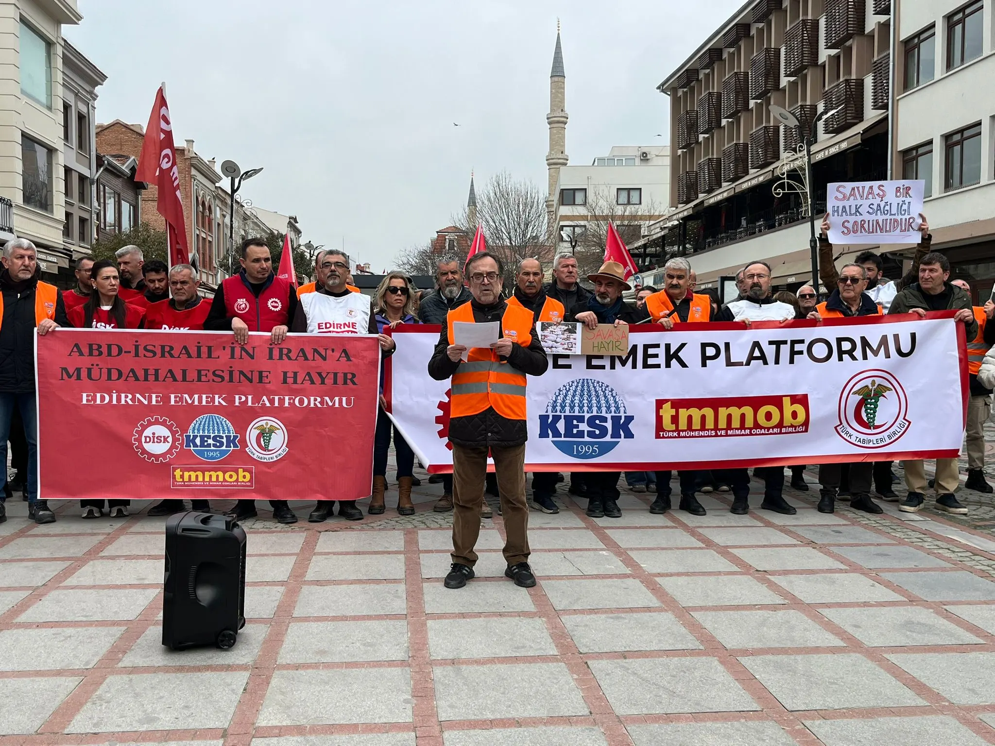 Saraçlar'da savaşa karşı ortak ses