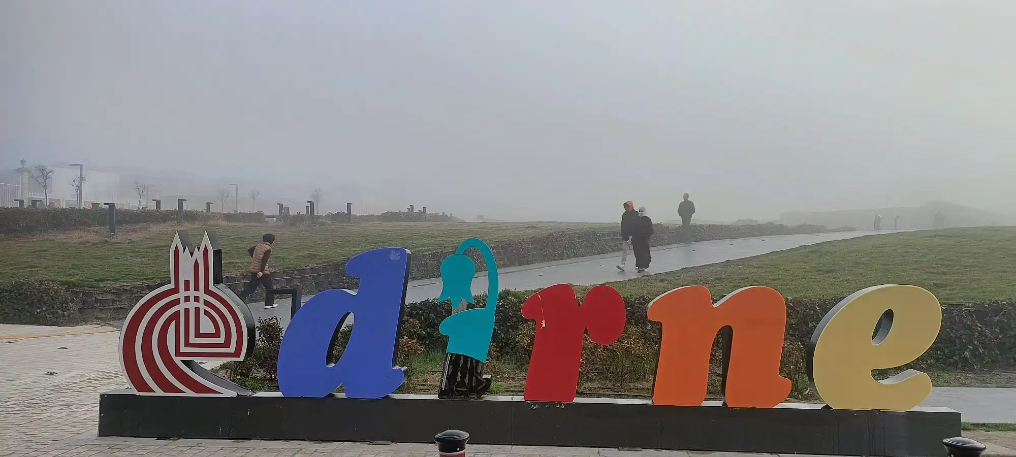 Sis ve Soğuk Edirne’yi Esir Aldı: Selimiye Sisler Arasında Kayboldu