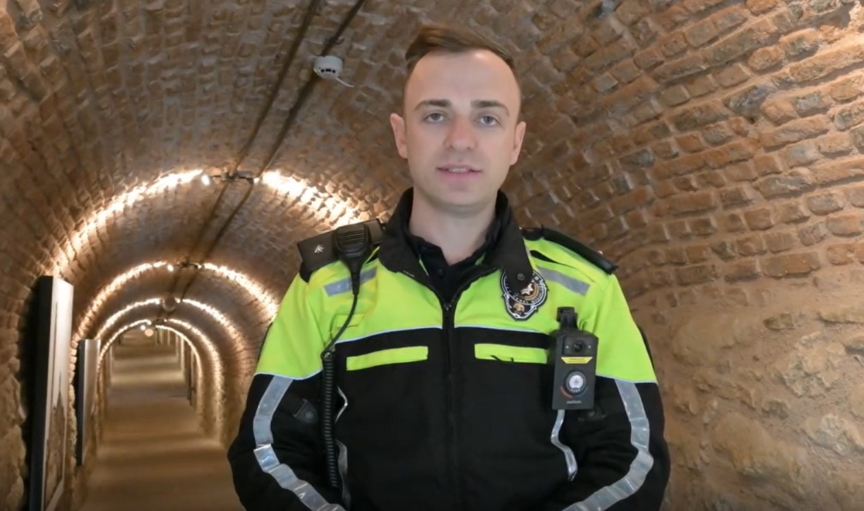 Ters yöne giren sürücü yandı!