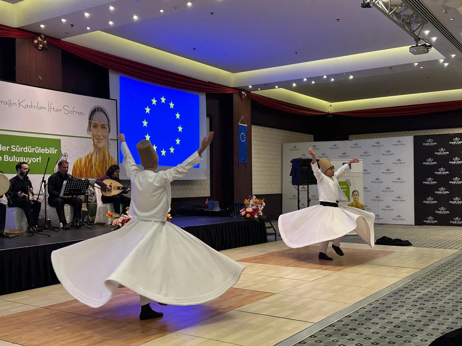 "Toprağın Kadınları" İftar Sofrasında Buluştu