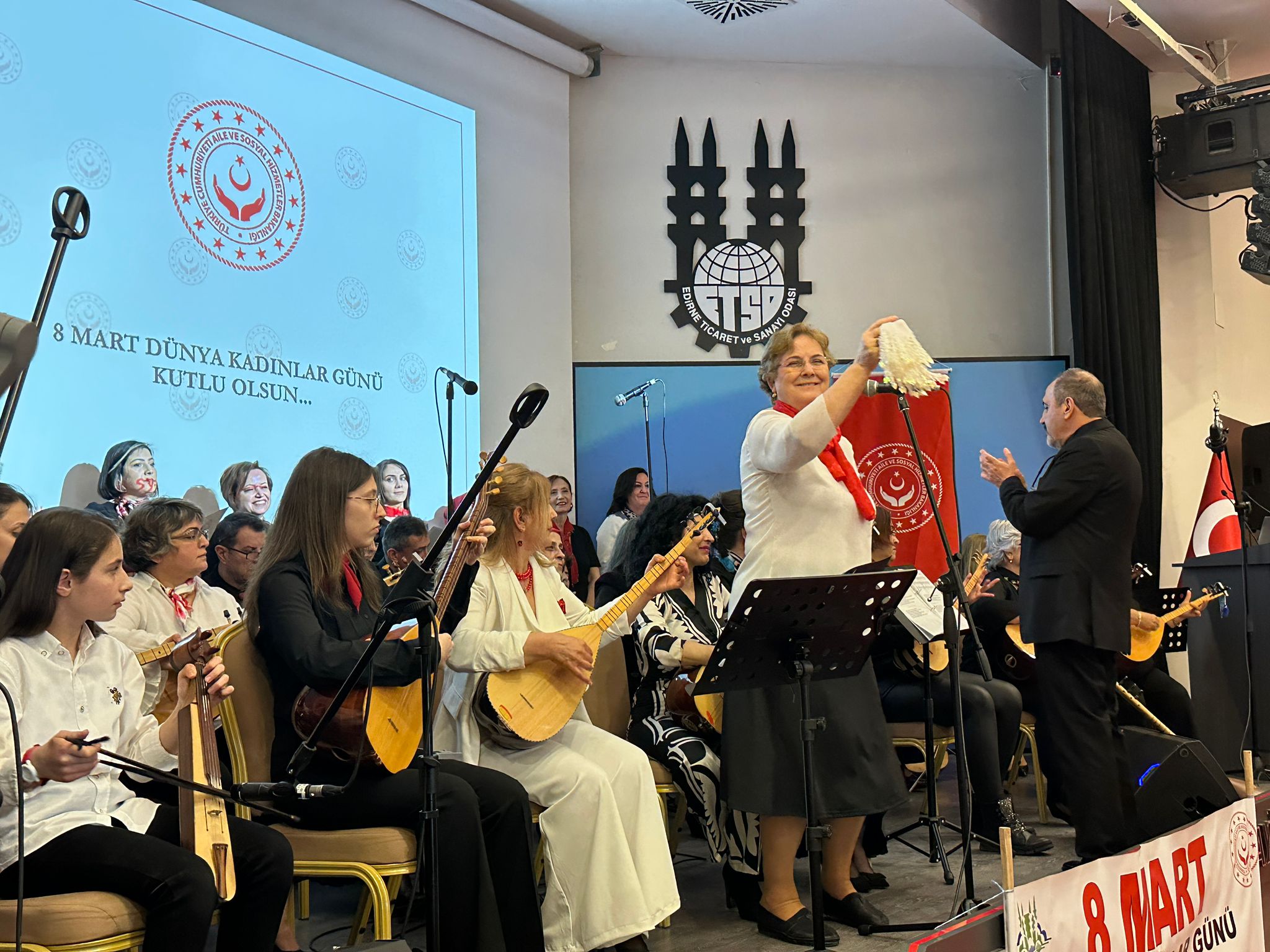 Edirne’de 8 Mart’a Özel “Kadın Türküleri” Konseri