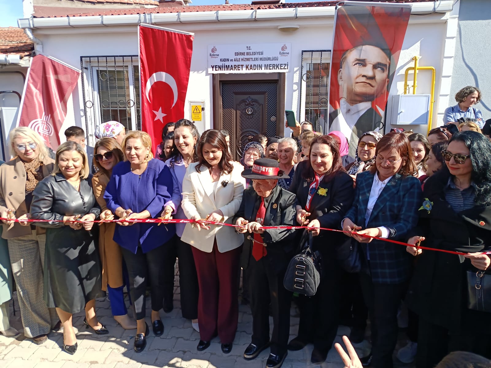 Yeniimaret'e Kadın Merkezi açıldı!