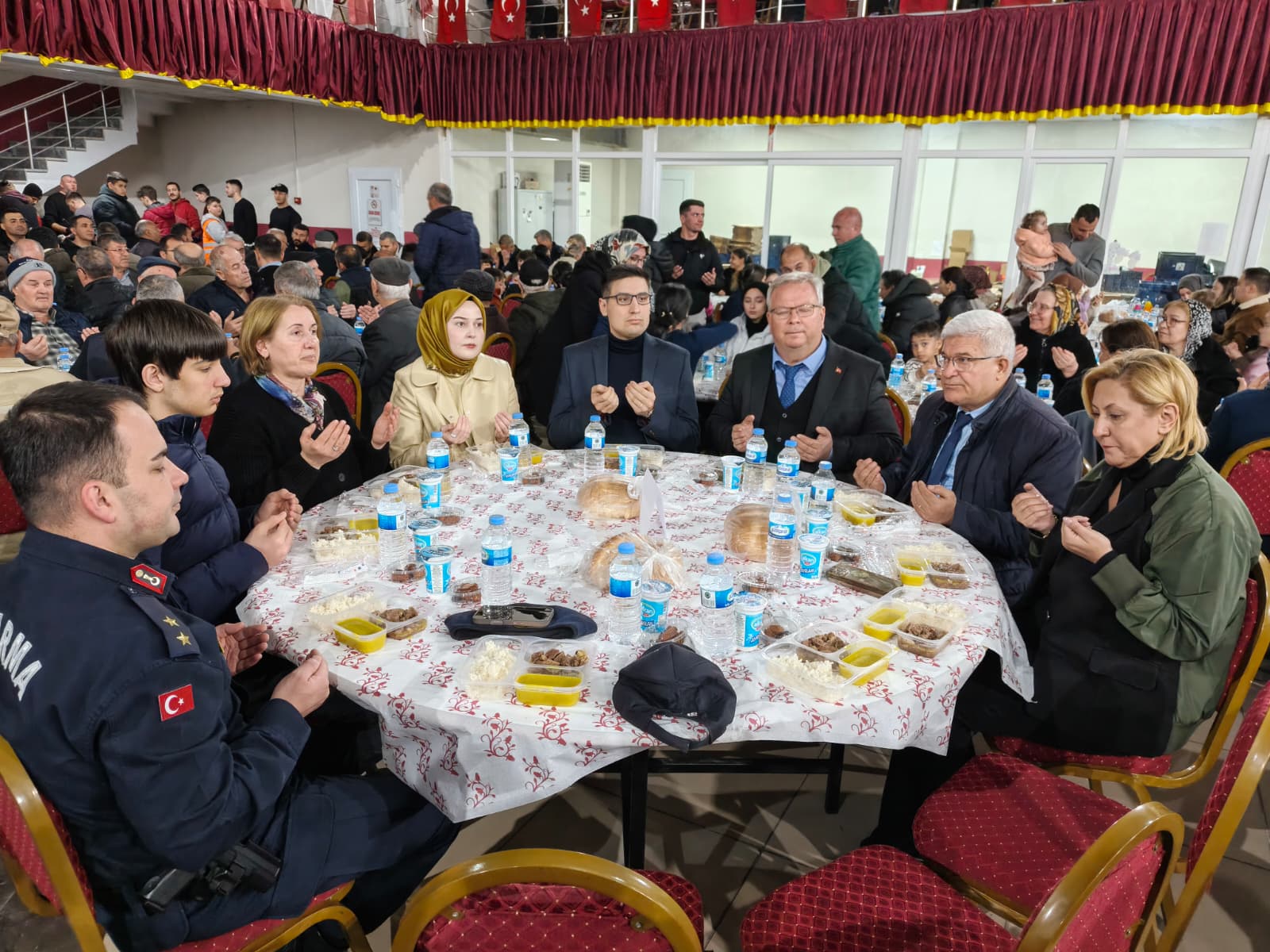 Ramazan'ın Bereketi Süloğlu'nda Yaşandı: Gönüller Bir Sofrada Buluştu