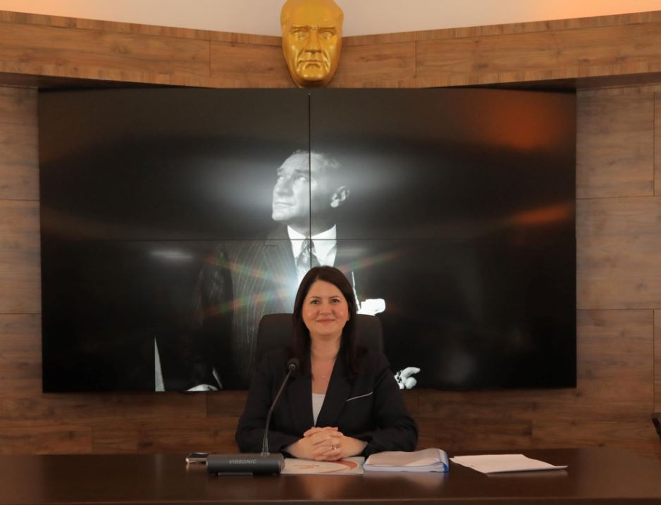 Başkan Gencan “Kadının Emeği ve Sesi Cumhuriyeti Güçlendirir”