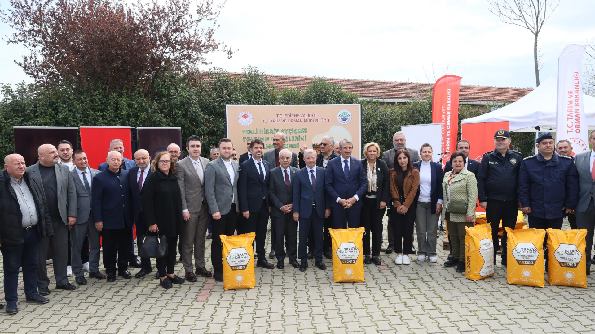 Edirne'de Çiftçiye %75 Hibeli Yerli Tohum Desteği
