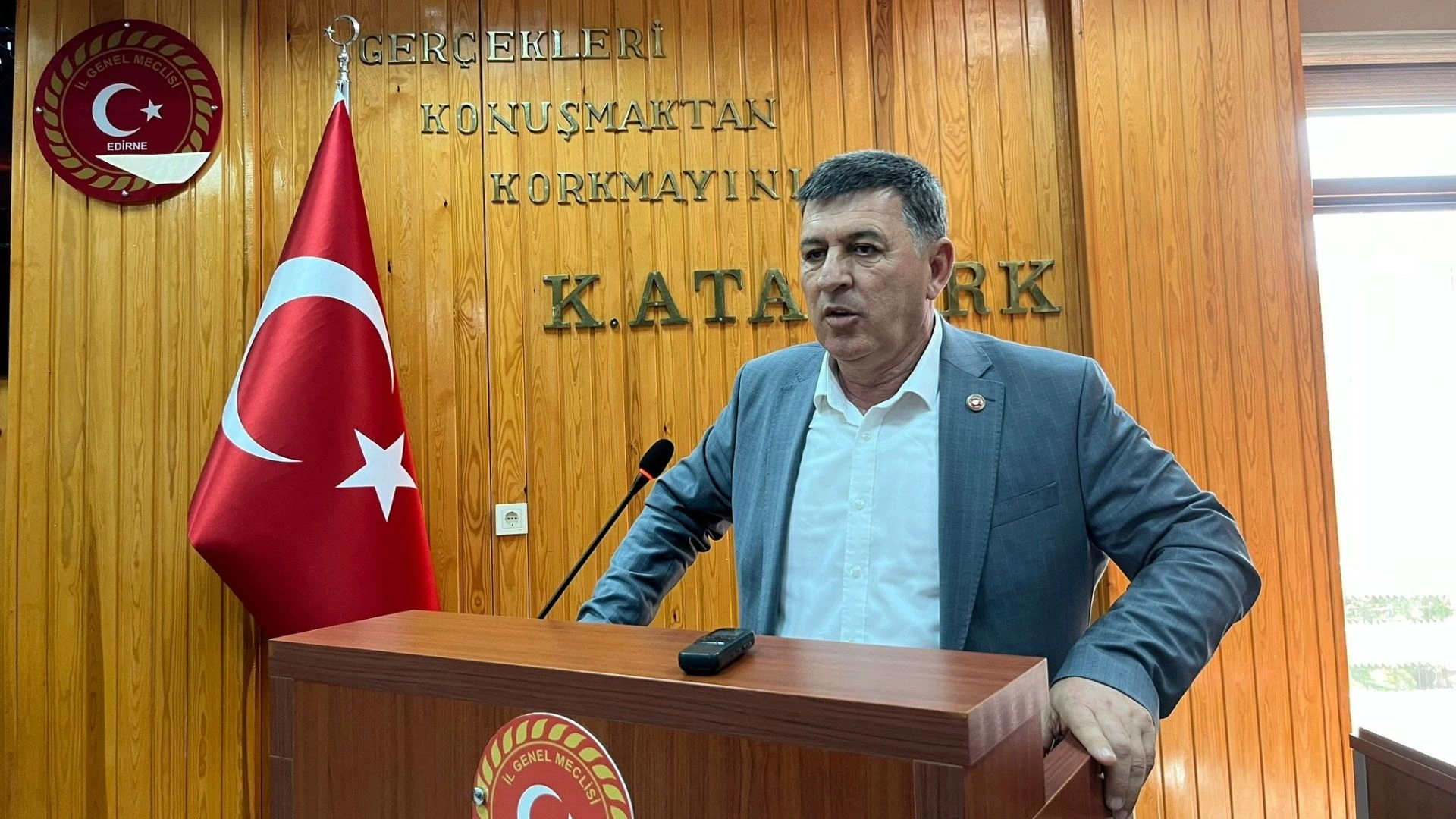 'Meriç'te verimli toprak taşkınla aktı'