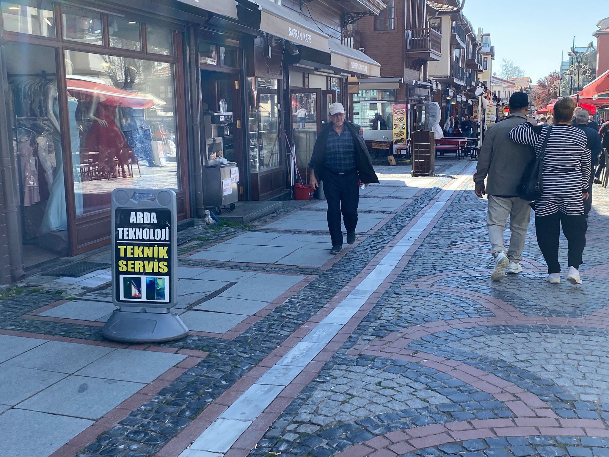 Fırtına Etkili: Rüzgar Hayatı Olumsuz Etkiliyor