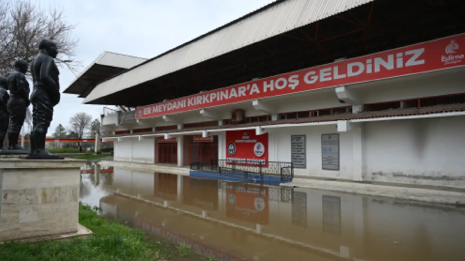 Sarayiçi sular altında!